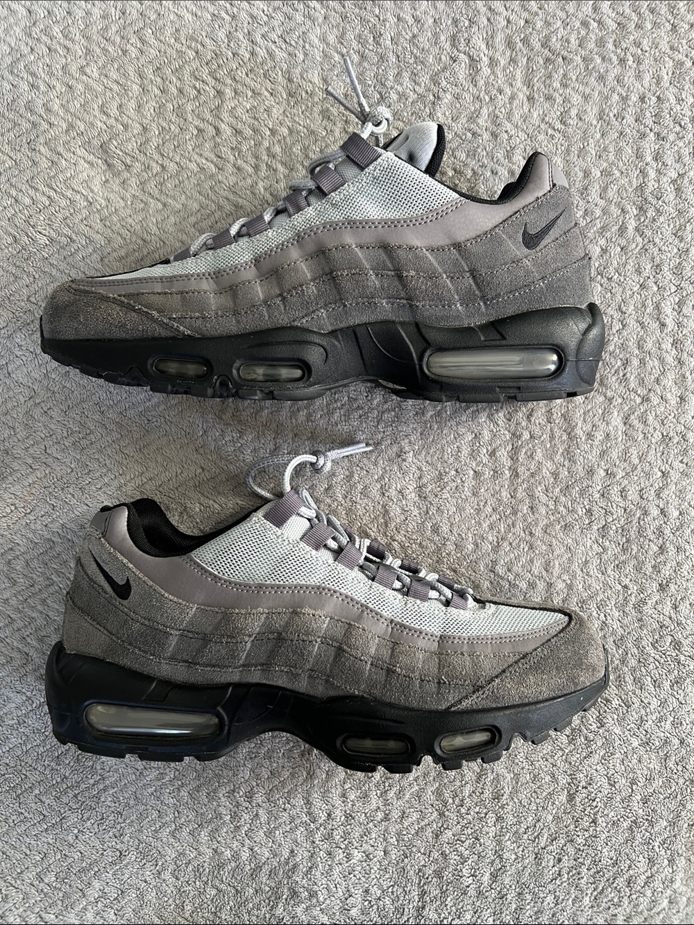 Nike Men’s Air Max 95 Shoes Grey Tones Gradient Size 10 Sneakers Athleisure